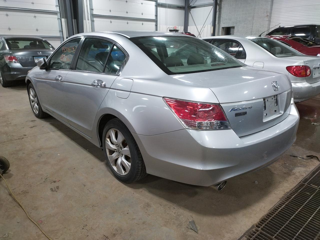 Photo 3 from auction – 2010 HONDA ACCORD EX with VIN 1HGCP3F79AA022686