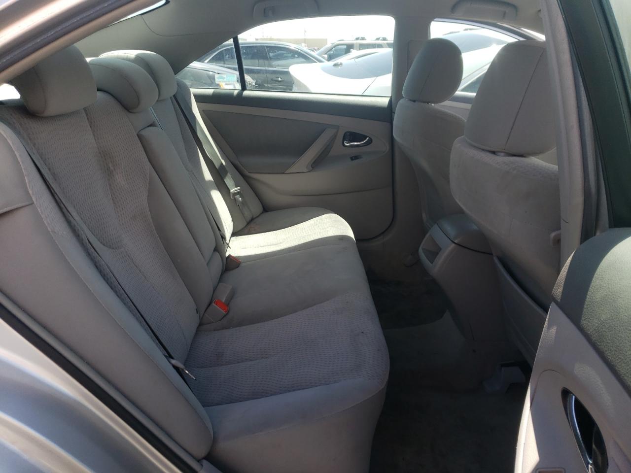 Photo 6 from auction – 2011 TOYOTA CAMRY BASE with VIN 4T1BF3EK6BU226487
