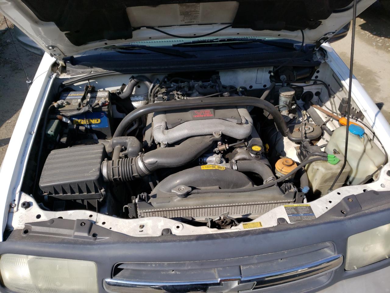 Photo 7 from auction – 2002 CHEVROLET TRACKER ZR with VIN 2CNBJ734826913673