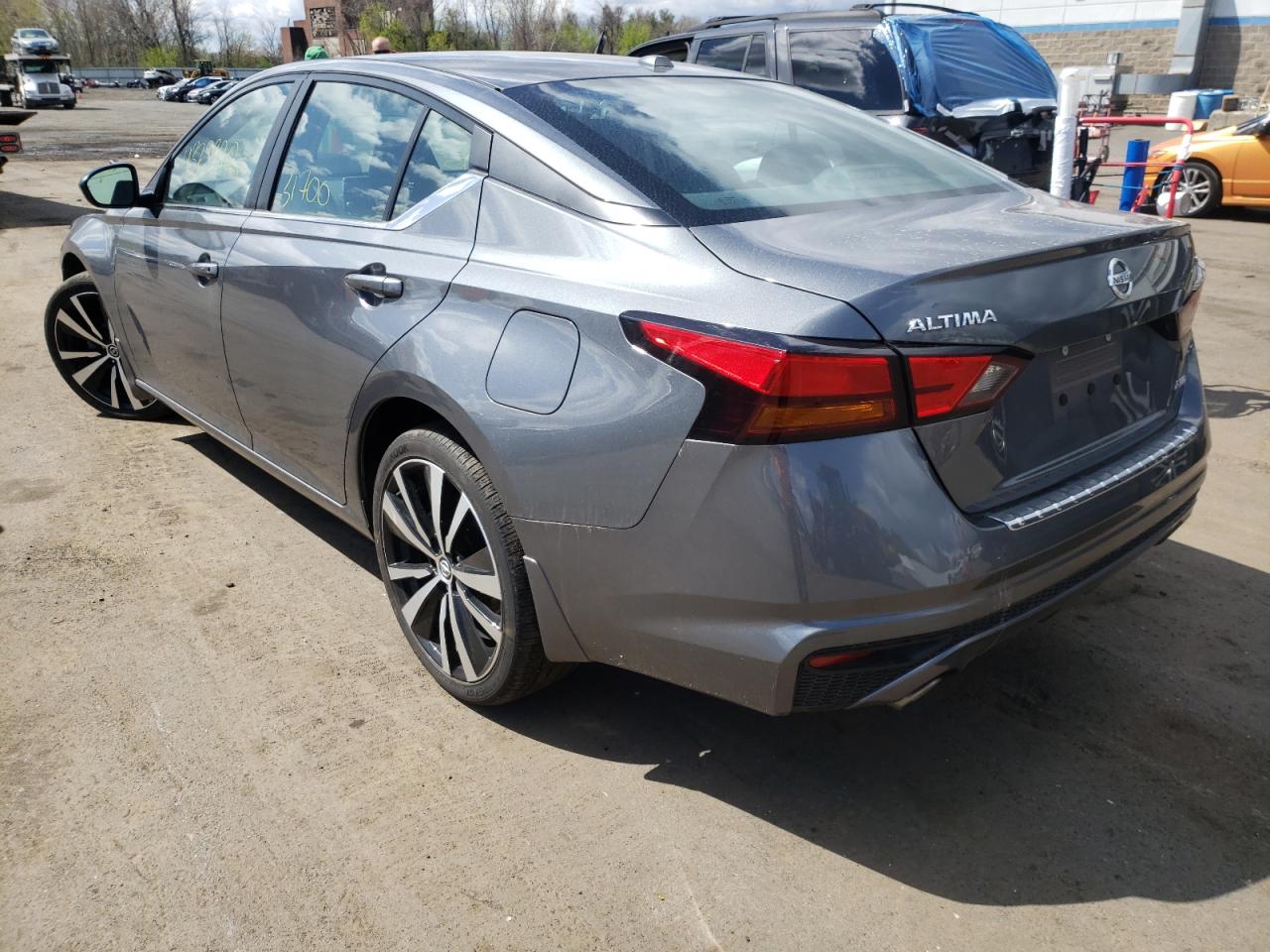 Photo 3 from auction – 2019 NISSAN ALTIMA SR with VIN 1N4BL4CW1KC181639