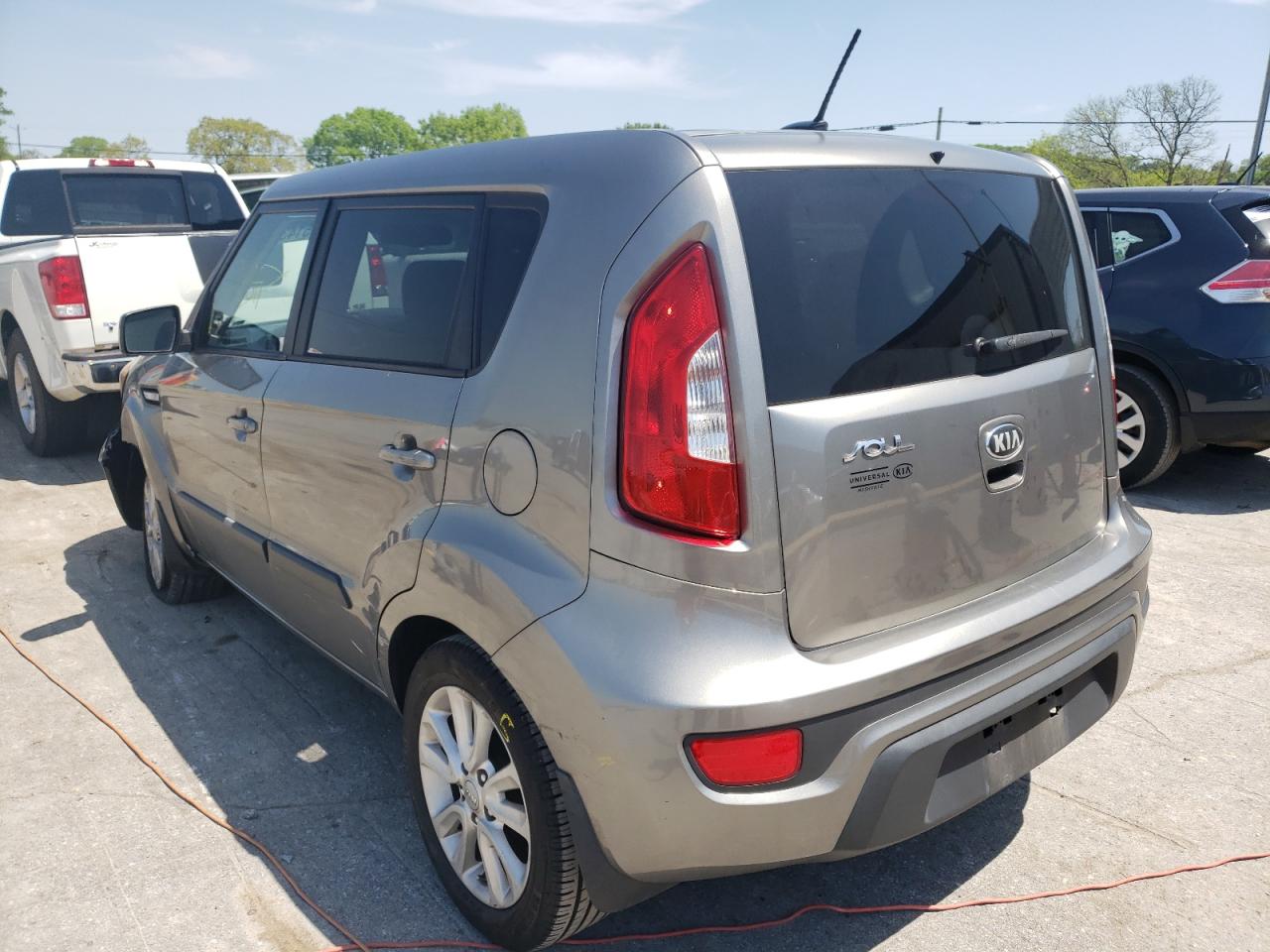 Photo 3 from auction – 2013 KIA SOUL with VIN KNDJT2A51D7614229