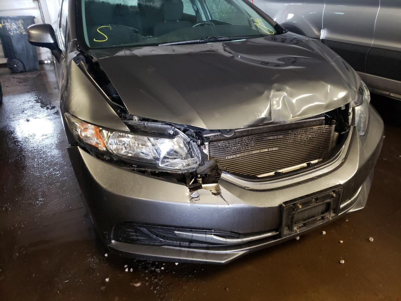 Photo 9 from auction – 2013 HONDA CIVIC LX with VIN 19XFB2F55DE095932