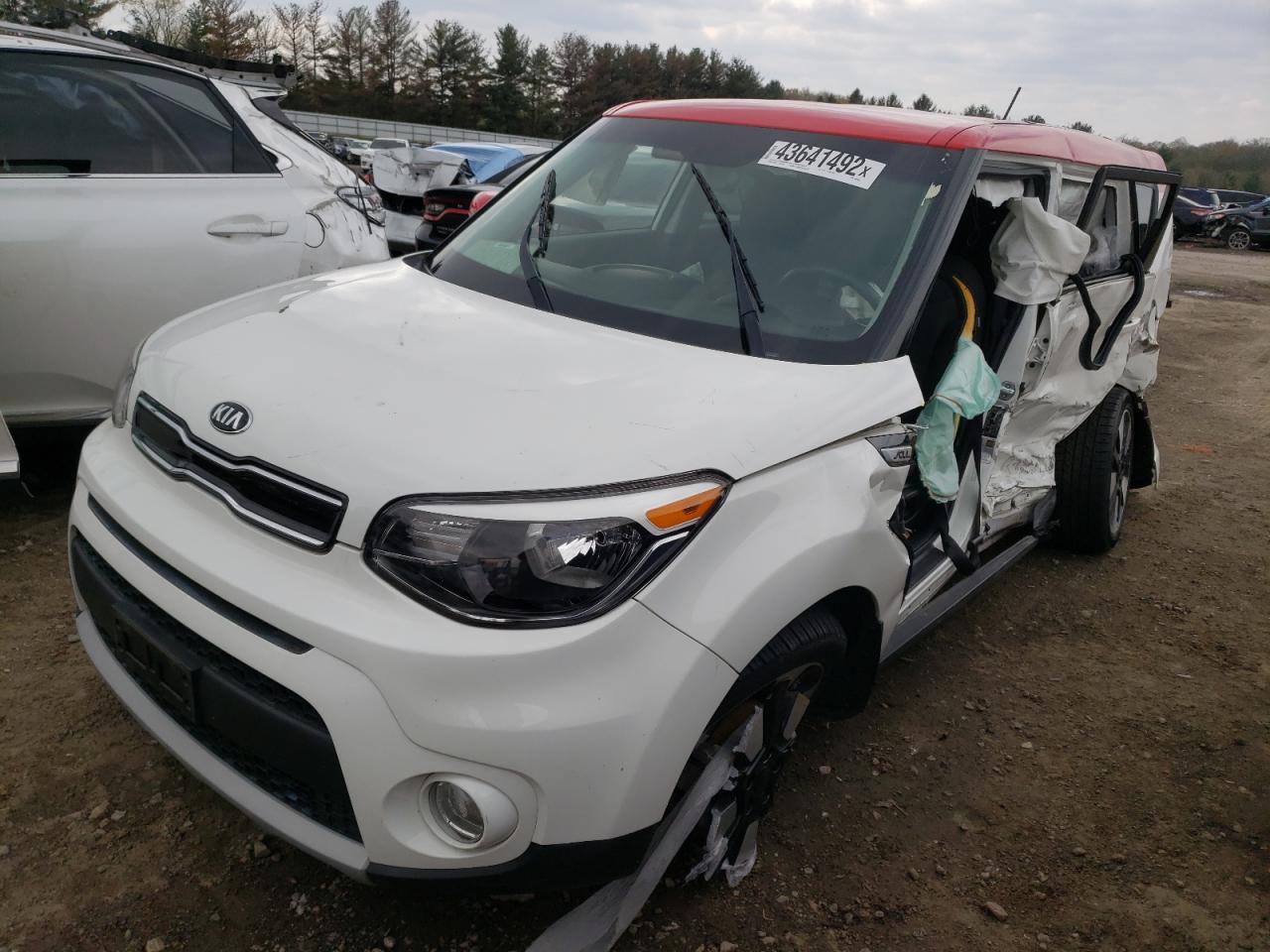 Photo 2 from auction – 2019 KIA SOUL + with VIN KNDJP3A53K7648535