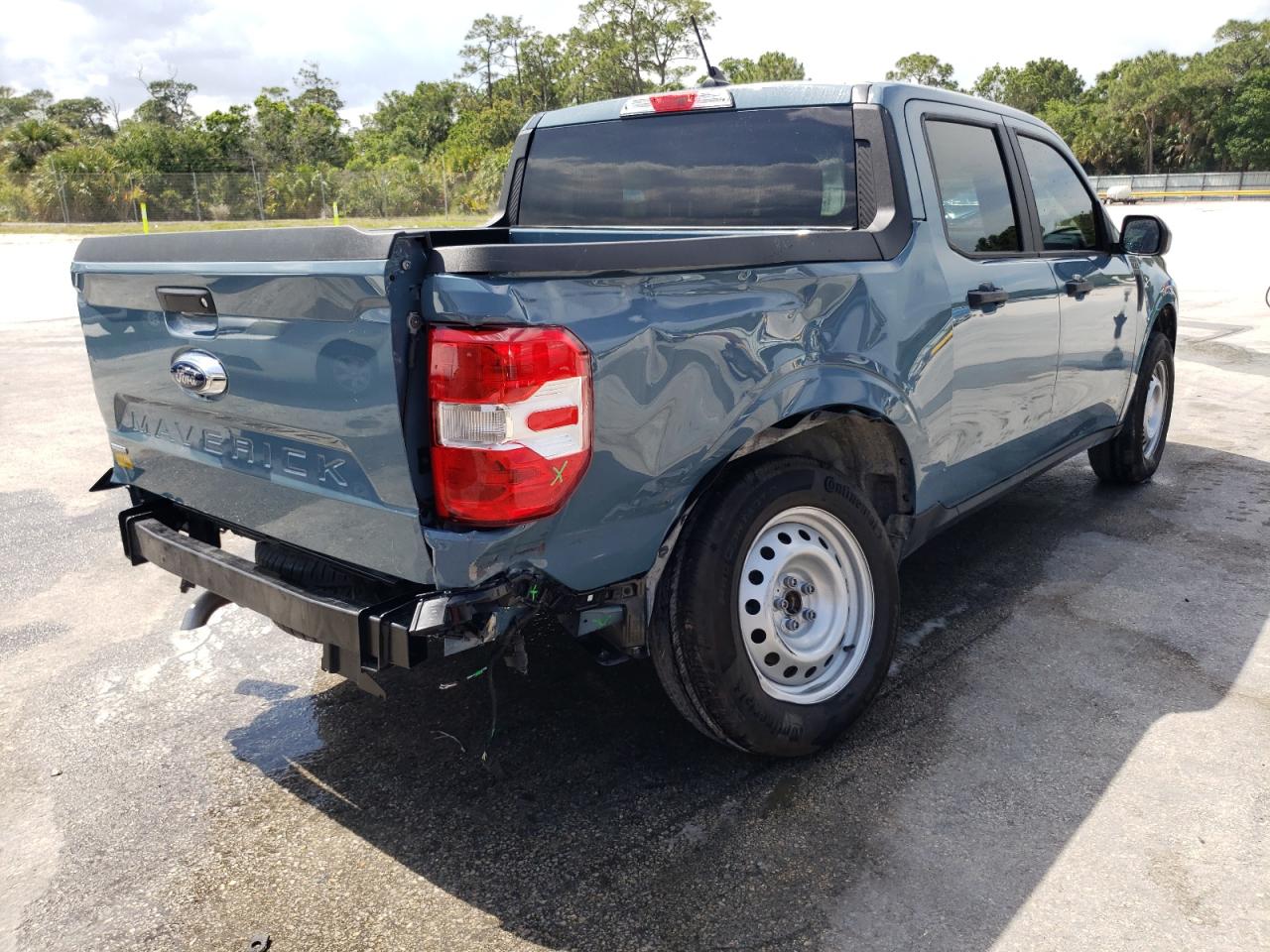 Photo 4 from auction – 2022 FORD MAVERICK X with VIN 3FTTW8E33NRA10977