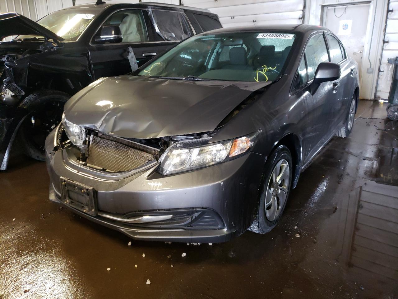 Photo 2 from auction – 2013 HONDA CIVIC LX with VIN 19XFB2F55DE095932