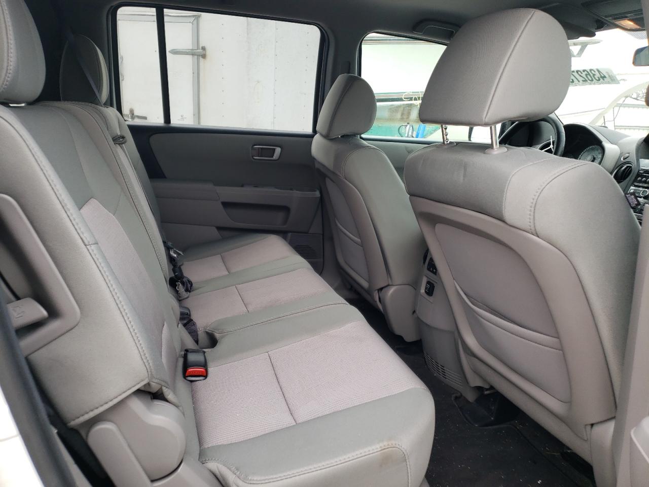 Photo 6 from auction – 2013 HONDA PILOT EX with VIN 5FNYF3H48DB029991