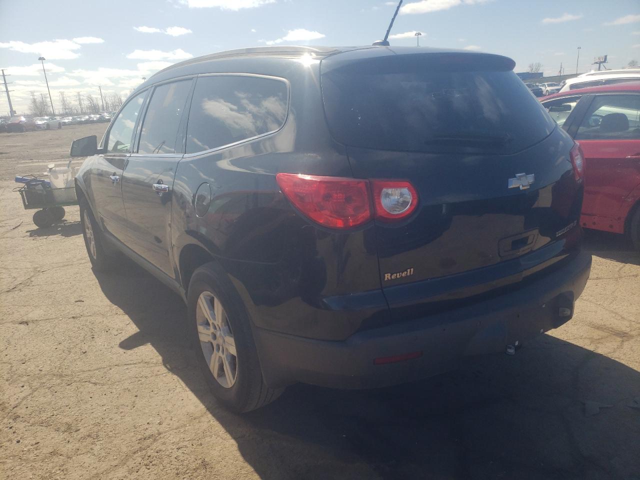 Photo 3 from auction – 2010 CHEVROLET TRAVERSE L with VIN 1GNLRFED5AS141645