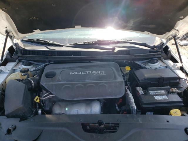 Photo 7 from auction – 2015 CHRYSLER 200 LIMITE with VIN 1C3CCCAB3FN587025