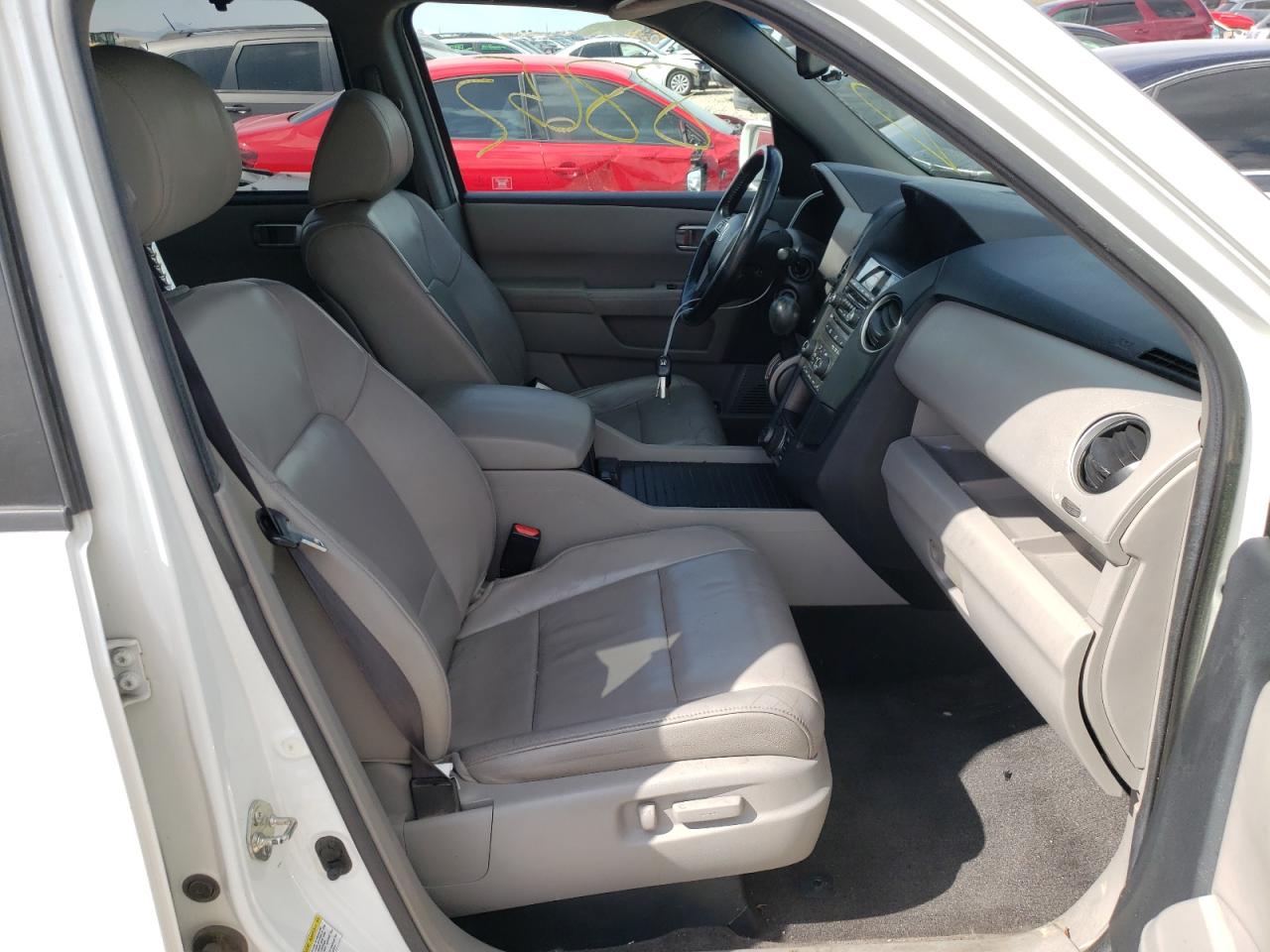 Photo 5 from auction – 2012 HONDA PILOT TOUR with VIN 5FNYF4H94CB059313