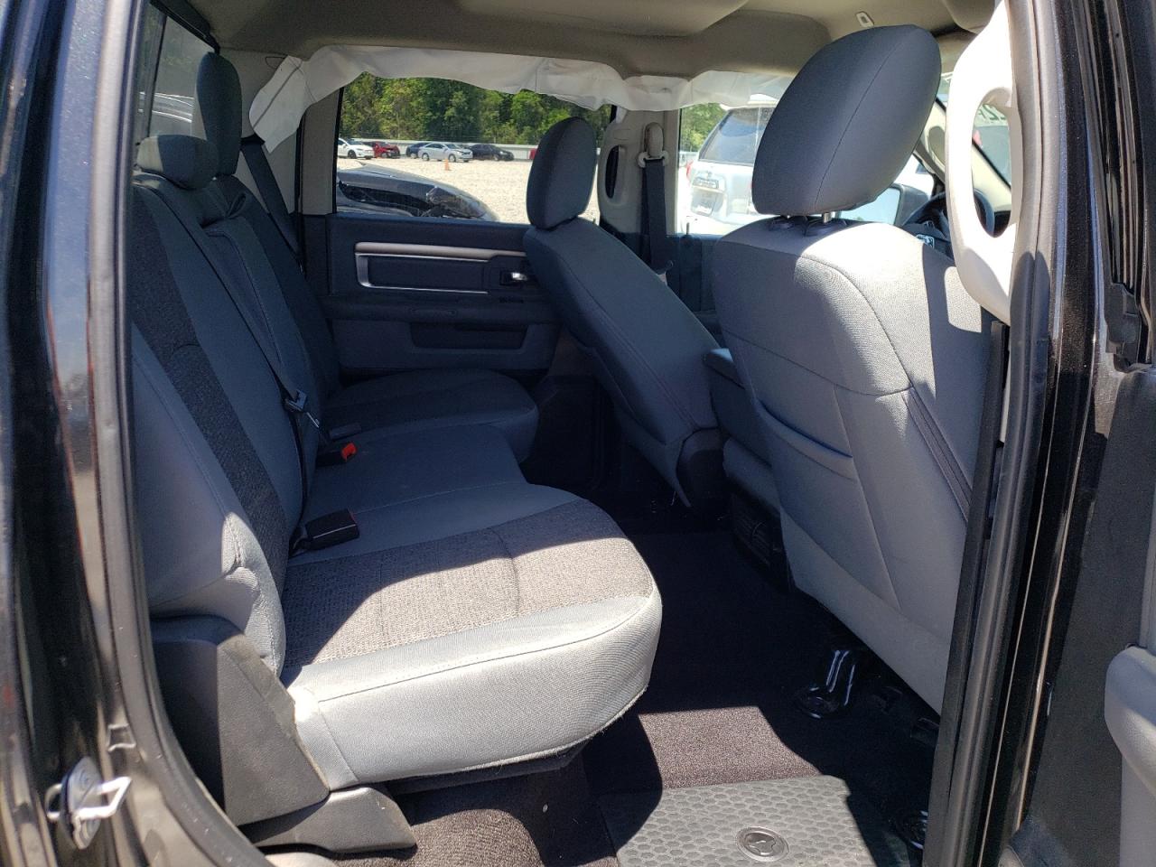 Photo 6 from auction – 2017 RAM 1500 SLT with VIN 1C6RR6LTXHS747778