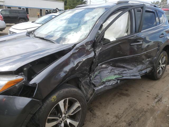 Photo 9 from auction – 2017 TOYOTA RAV4 XLE with VIN JTMRFREV7HD209674