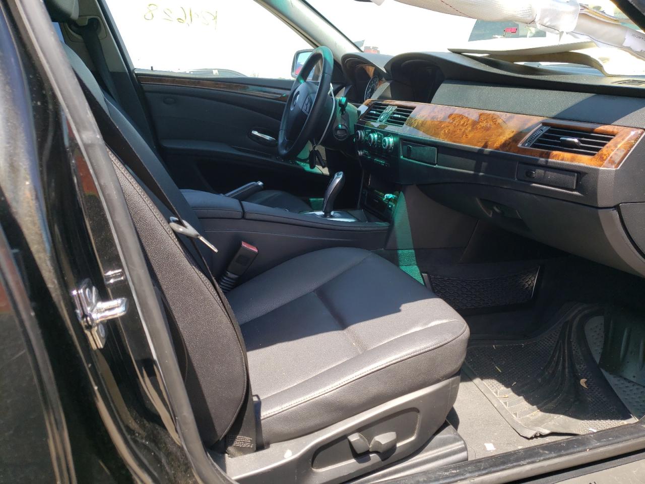 Photo 5 from auction – 2008 BMW 528 I with VIN WBANU53588CT08099