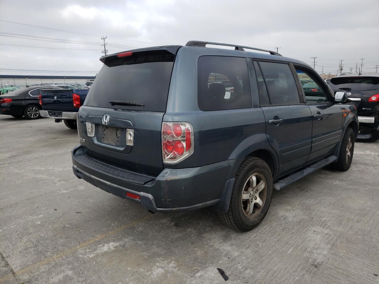 Foto 4 de la subasta – 2006 HONDA PILOT EX con VIN 5FNYF28566B043118