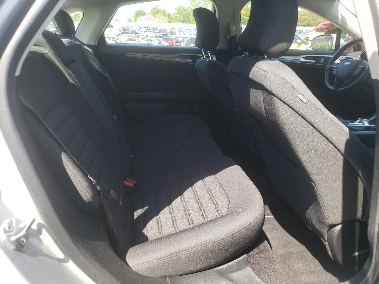 Photo 6 from auction – 2019 FORD FUSION SE with VIN 3FA6P0HD9KR183789
