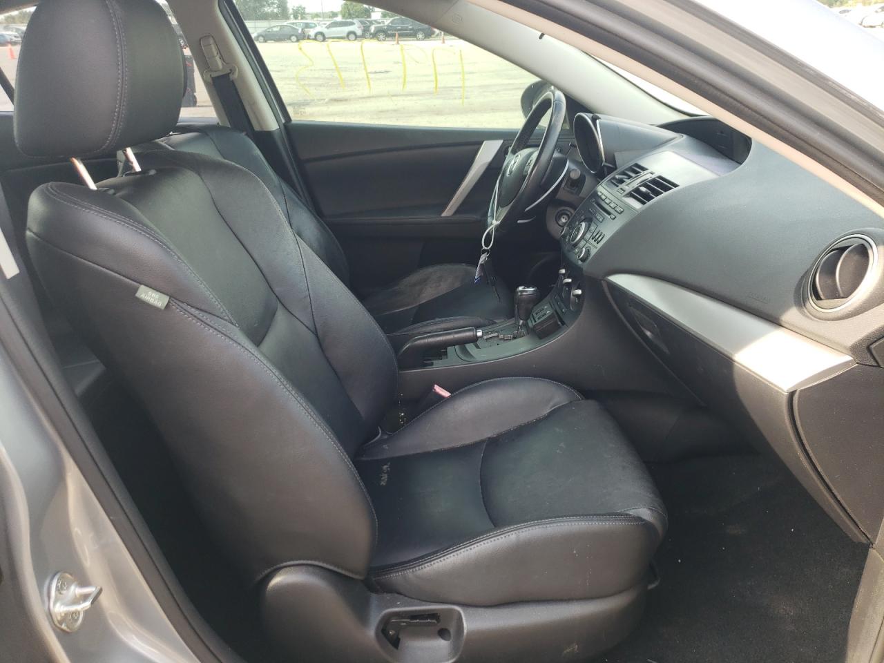 صورة رقم 5 من المزاد - 2012 MAZDA 3 I مع VIN JM1BL1W74C1693485