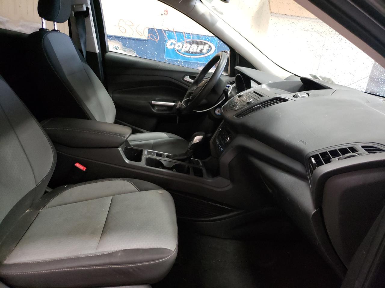 Photo 5 from auction – 2018 FORD ESCAPE SE with VIN 1FMCU0GDXJUB16127
