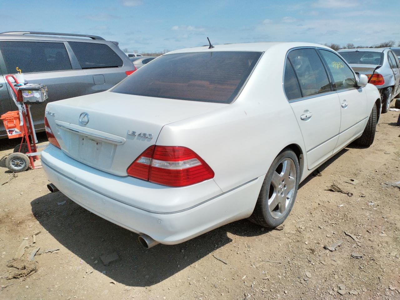 Photo 4 from auction – 2005 LEXUS LS 430 with VIN JTHBN36F450181696
