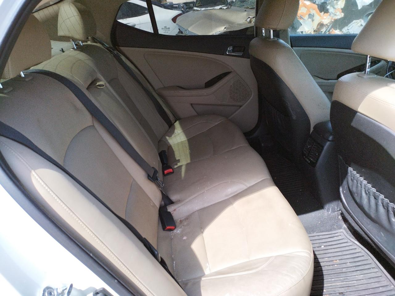 Photo 6 from auction – 2014 KIA OPTIMA HYB with VIN KNAGN4AD7E5064794