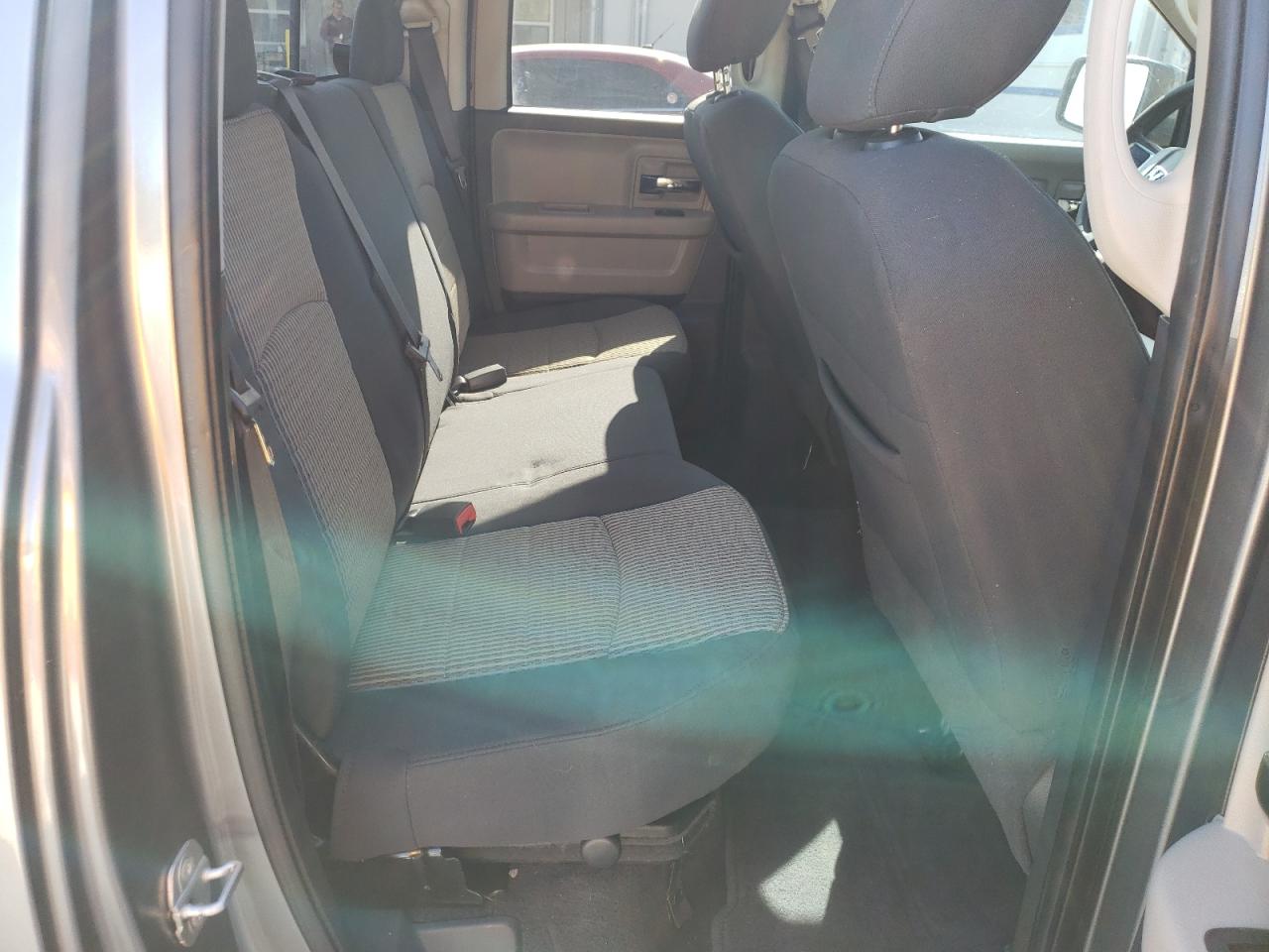 Photo 6 from auction – 2010 DODGE RAM 1500 with VIN 1D7RB1GT2AS115475