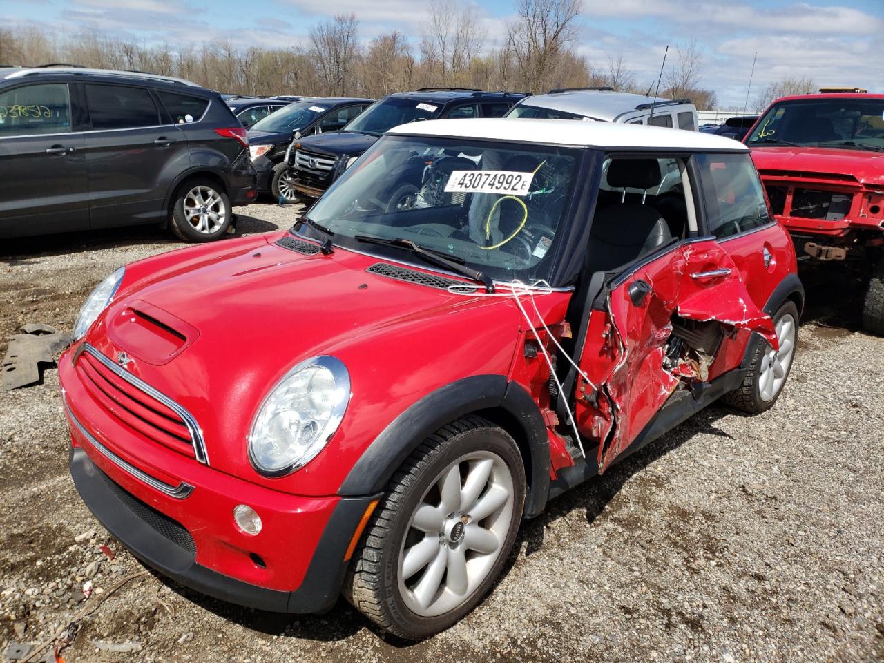 Photo 2 from auction – 2002 MINI COOPER S with VIN WMWRE33432TD51883