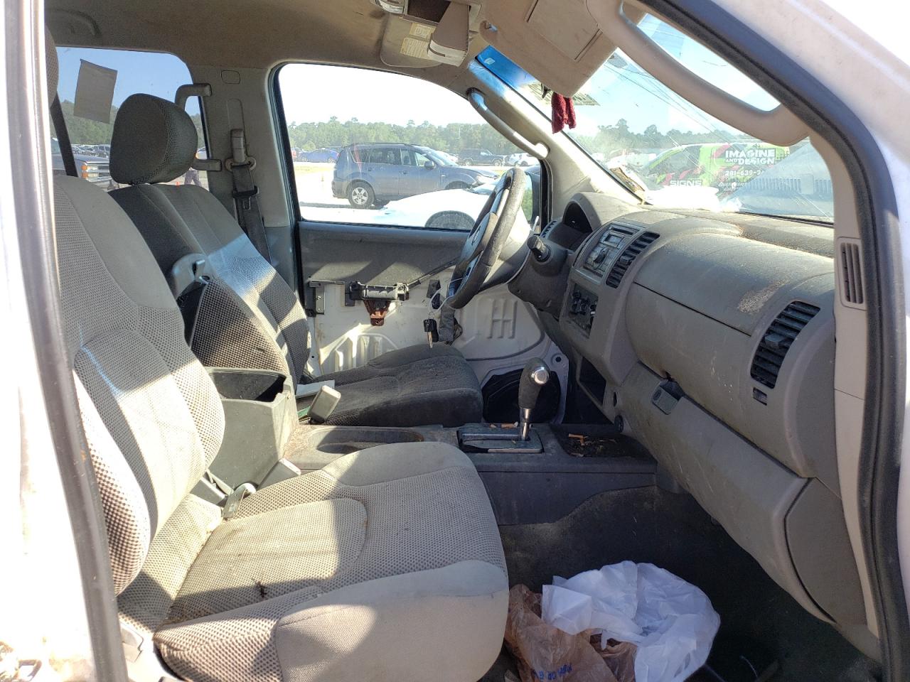 Photo 5 from auction – 2008 NISSAN FRONTIER C with VIN 1N6AD07U38C435409