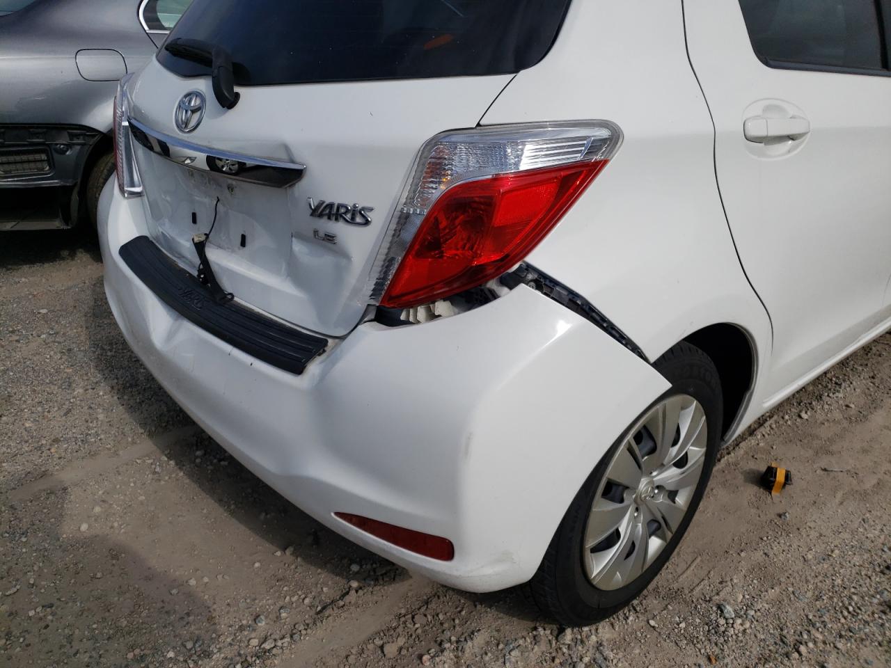 Photo 9 from auction – 2012 TOYOTA YARIS with VIN JTDKTUD37CD528403