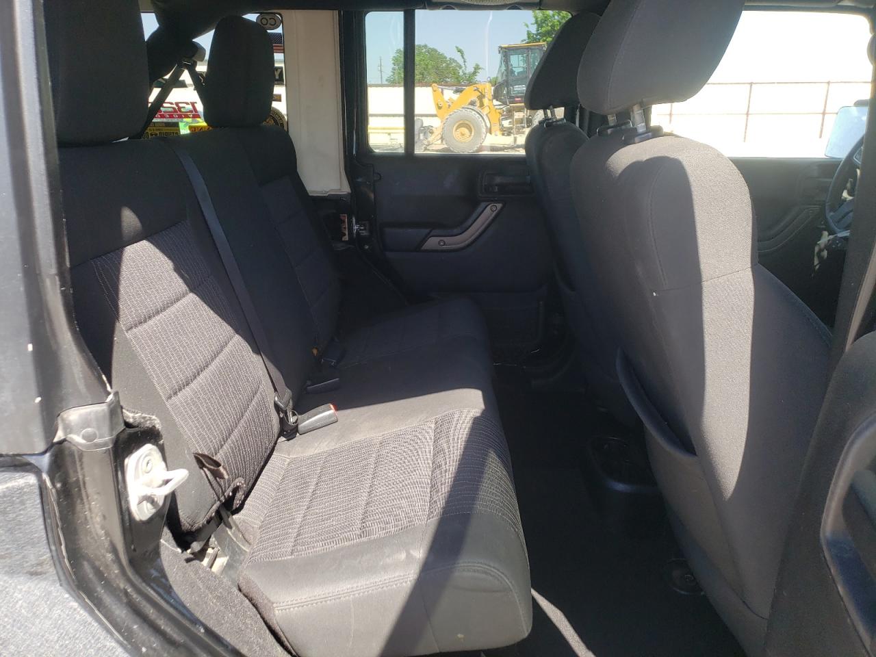 Photo 6 from auction – 2012 JEEP WRANGLER U with VIN 1C4BJWDG6CL163710