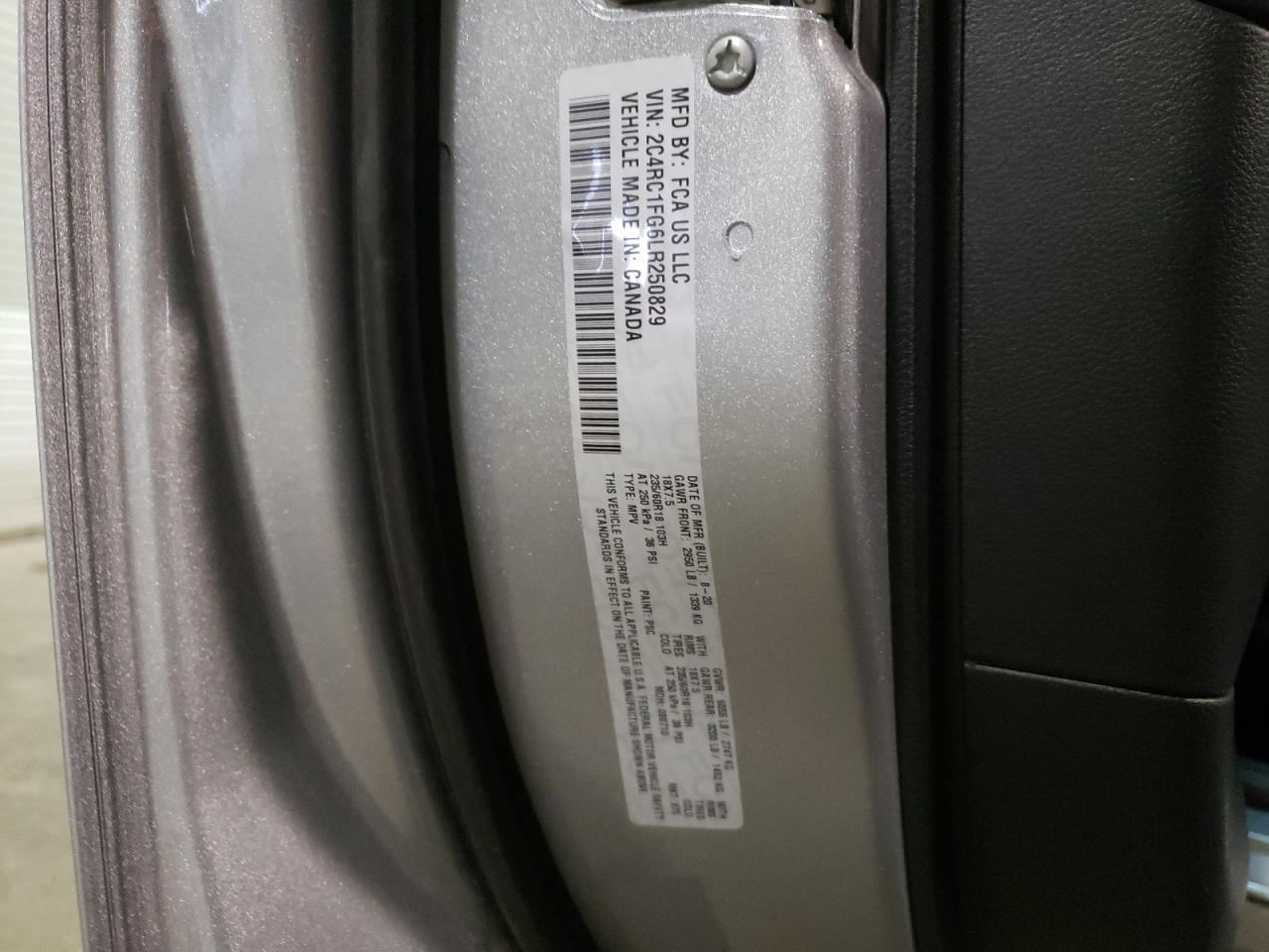 Photo 19 from auction – 2020 CHRYSLER PACIFICA T with VIN 2C4RC1FG6LR250829