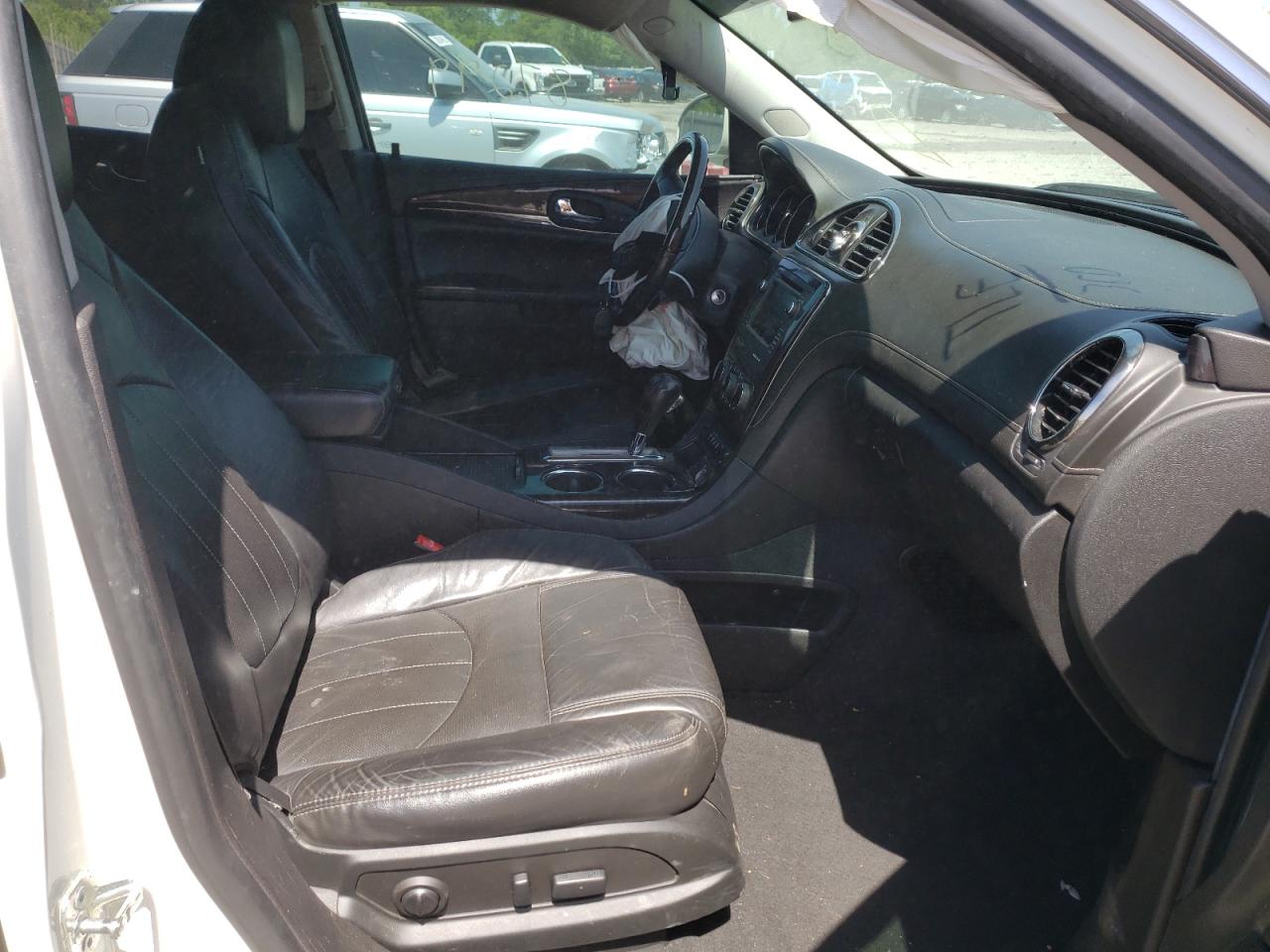 Photo 5 from auction – 2015 BUICK ENCLAVE with VIN 5GAKRBKD7FJ215731
