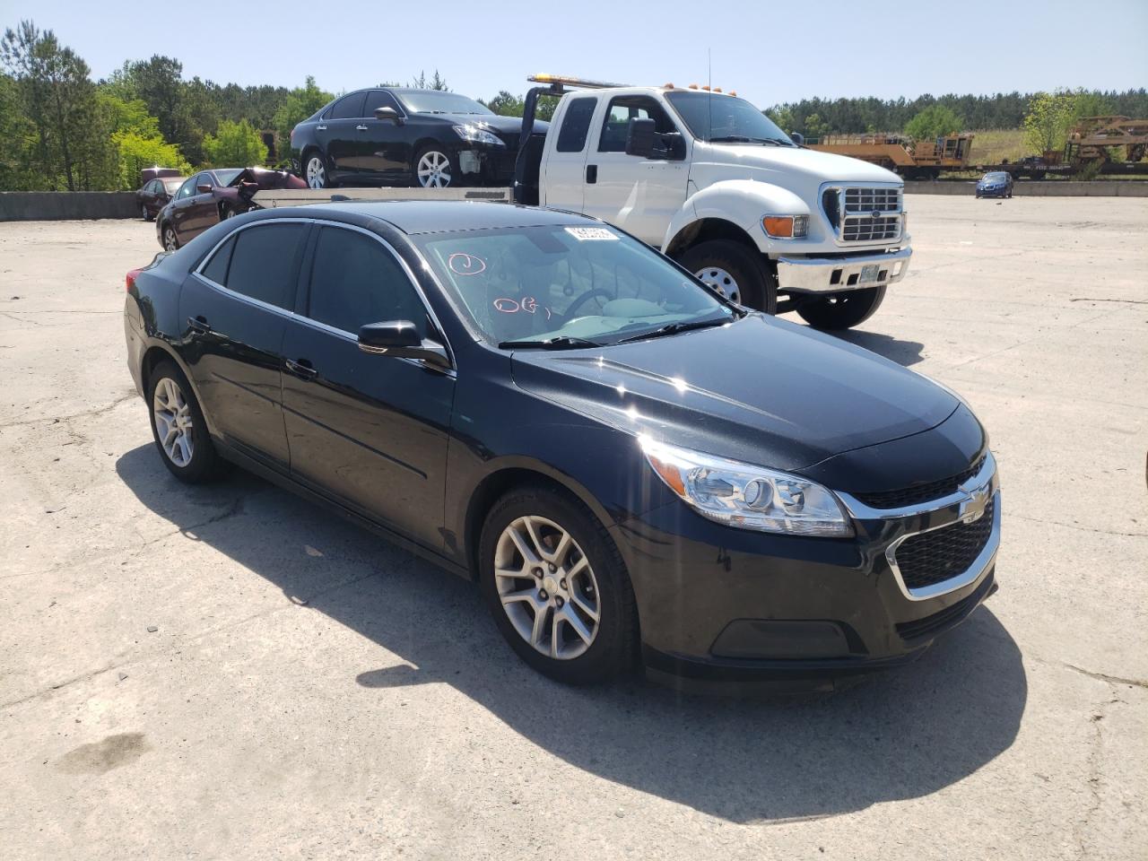 CHEVROLET MALIBU 1LT 2015 with VIN 1G11C5SL5FF319327 - Photo from auction