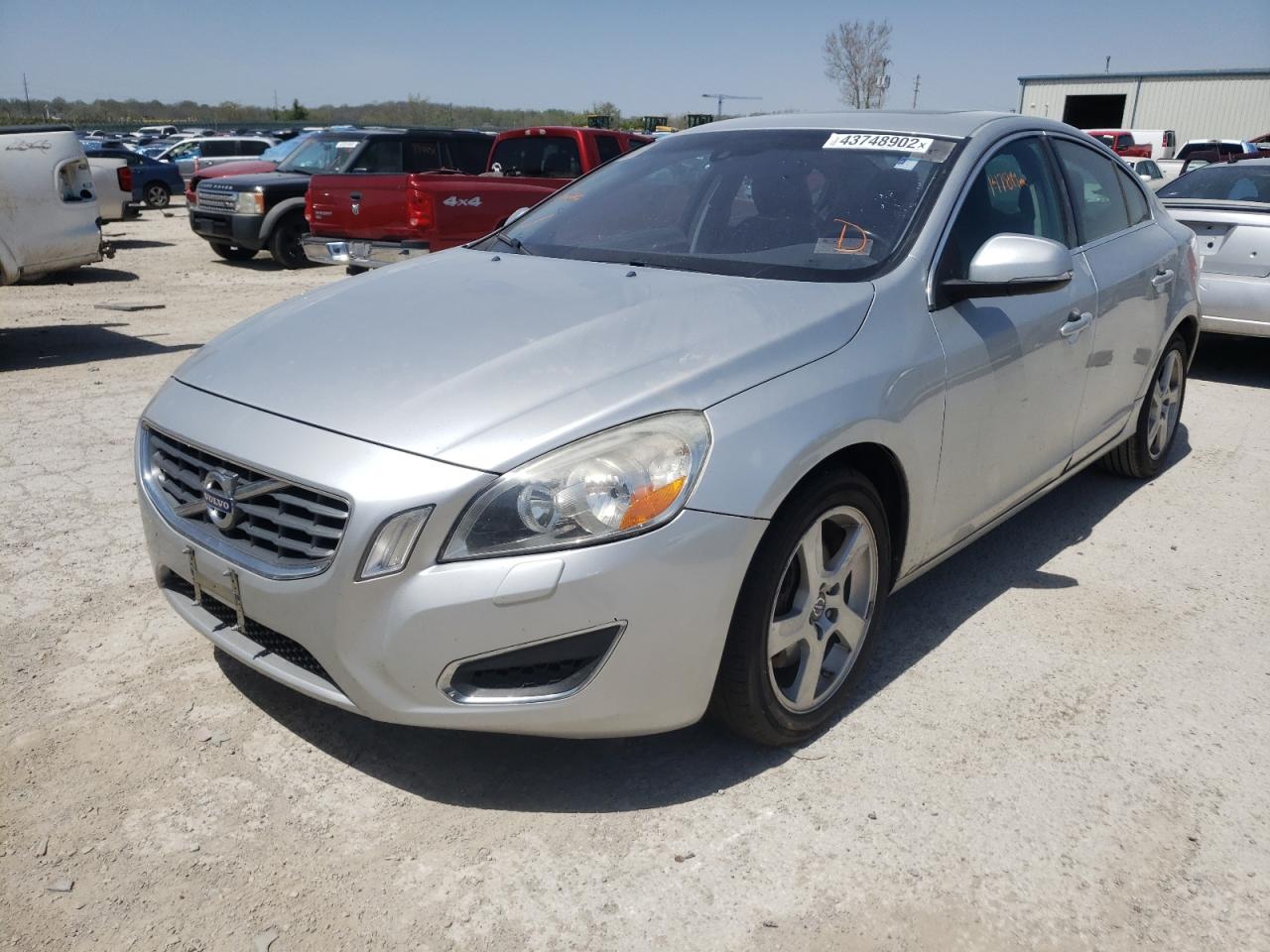 Photo 2 from auction – 2012 VOLVO S60 T5 with VIN YV1622FS0C2076698