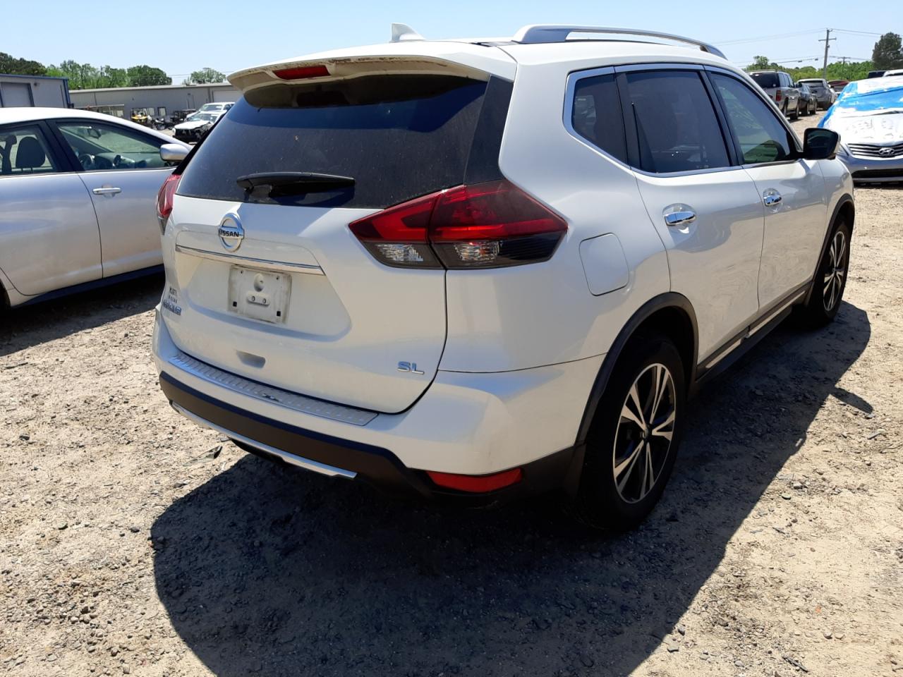 Photo 4 from auction – 2018 NISSAN ROGUE S with VIN JN8AT2MT5JW466540