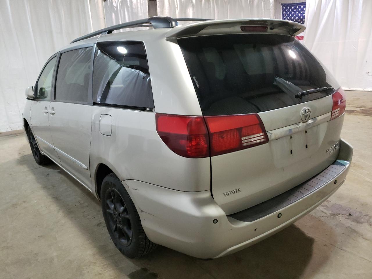 Photo 3 from auction – 2005 TOYOTA SIENNA XLE with VIN 5TDBA22C15S049334