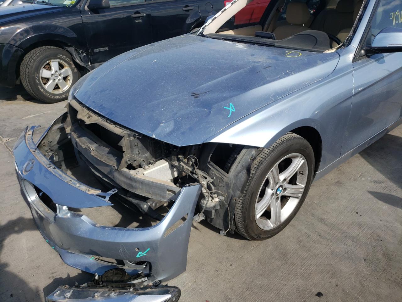 Photo 9 from auction – 2014 BMW 320 I with VIN WBA3B1G55ENS77314