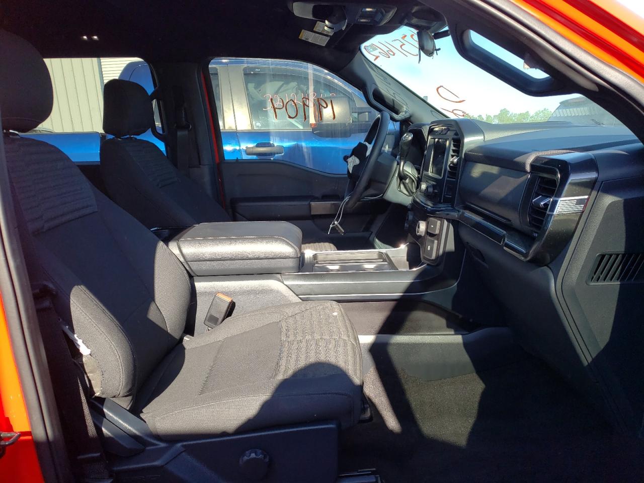 Photo 5 from auction – 2021 FORD F150 SUPER with VIN 1FTEW1CP3MKD15324
