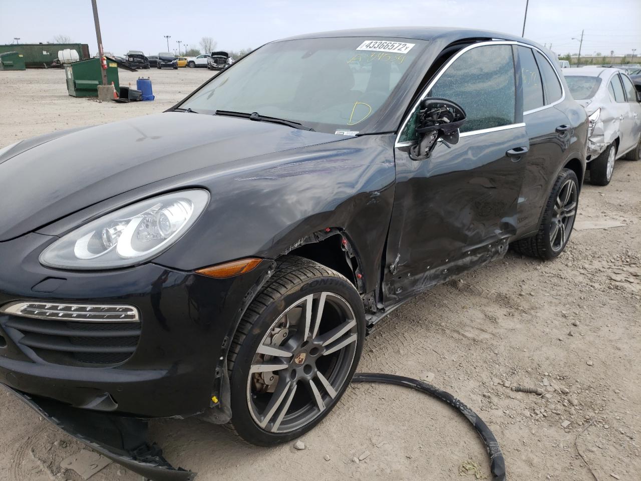 Photo 9 from auction – 2013 PORSCHE CAYENNE S with VIN WP1AB2A27DLA84539