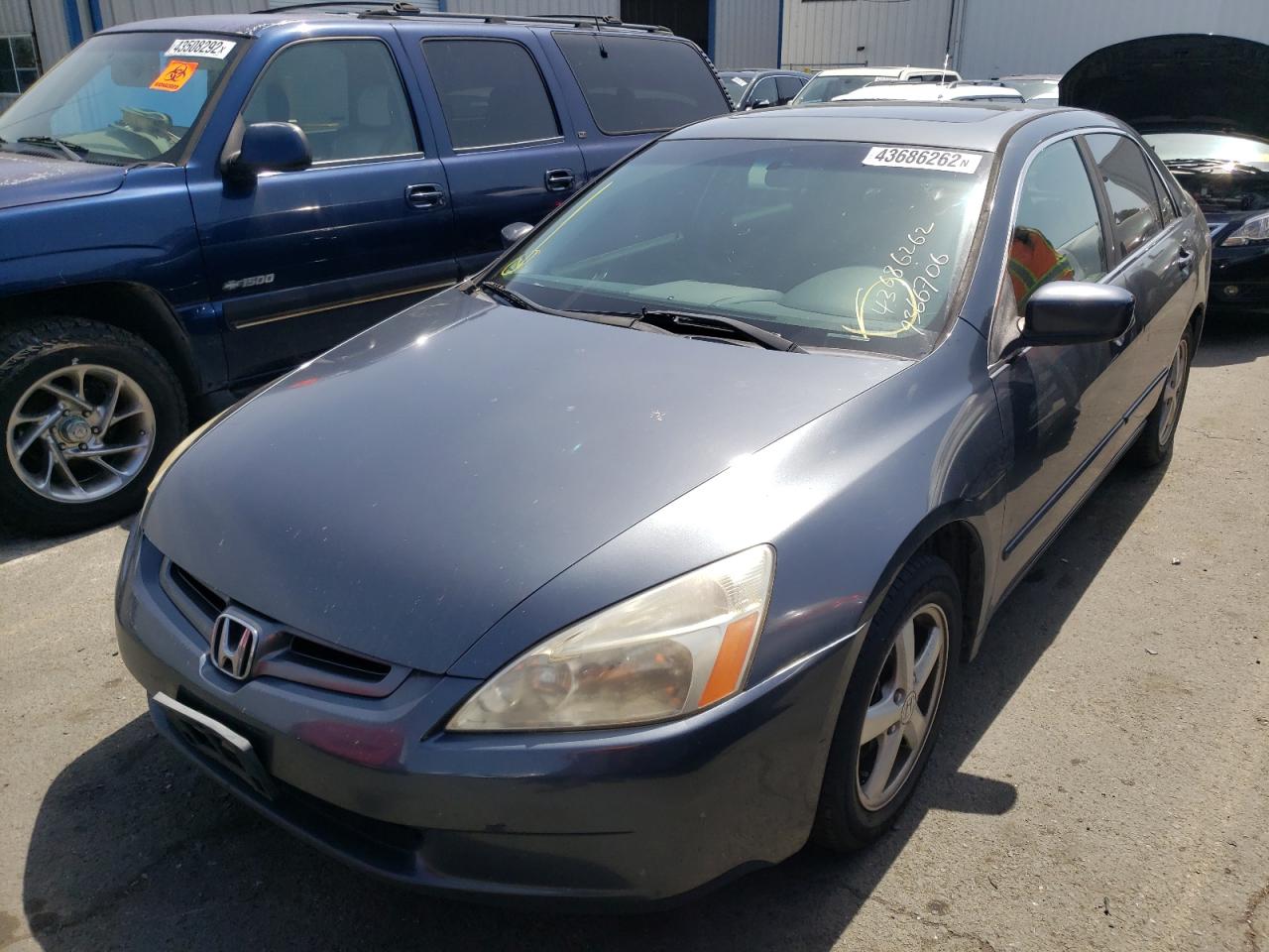 Photo 2 from auction – 2005 HONDA ACCORD EX with VIN JHMCM56705C004993