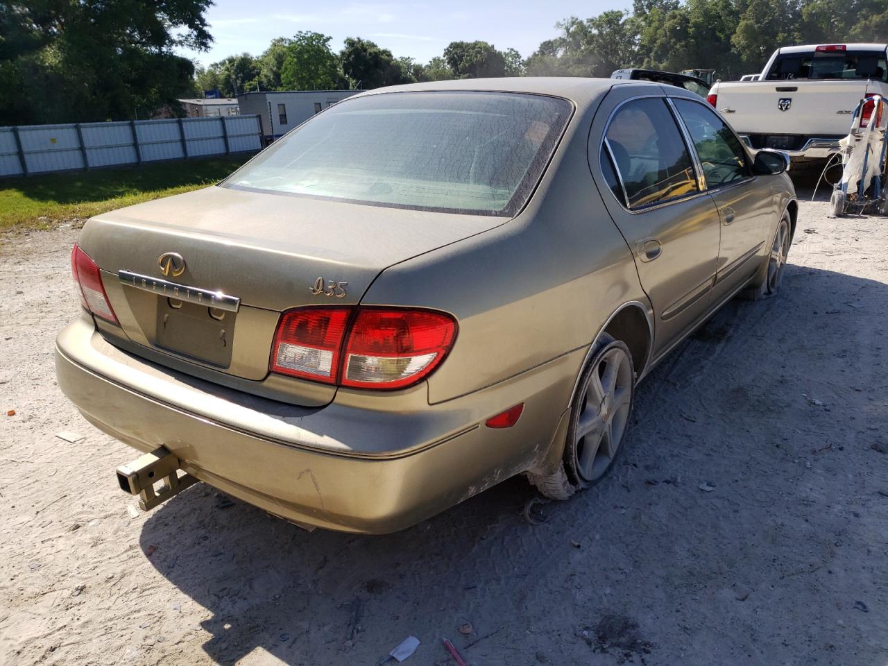 Photo 4 from auction – 2003 INFINITI I35 with VIN JNKDA31A33T113594