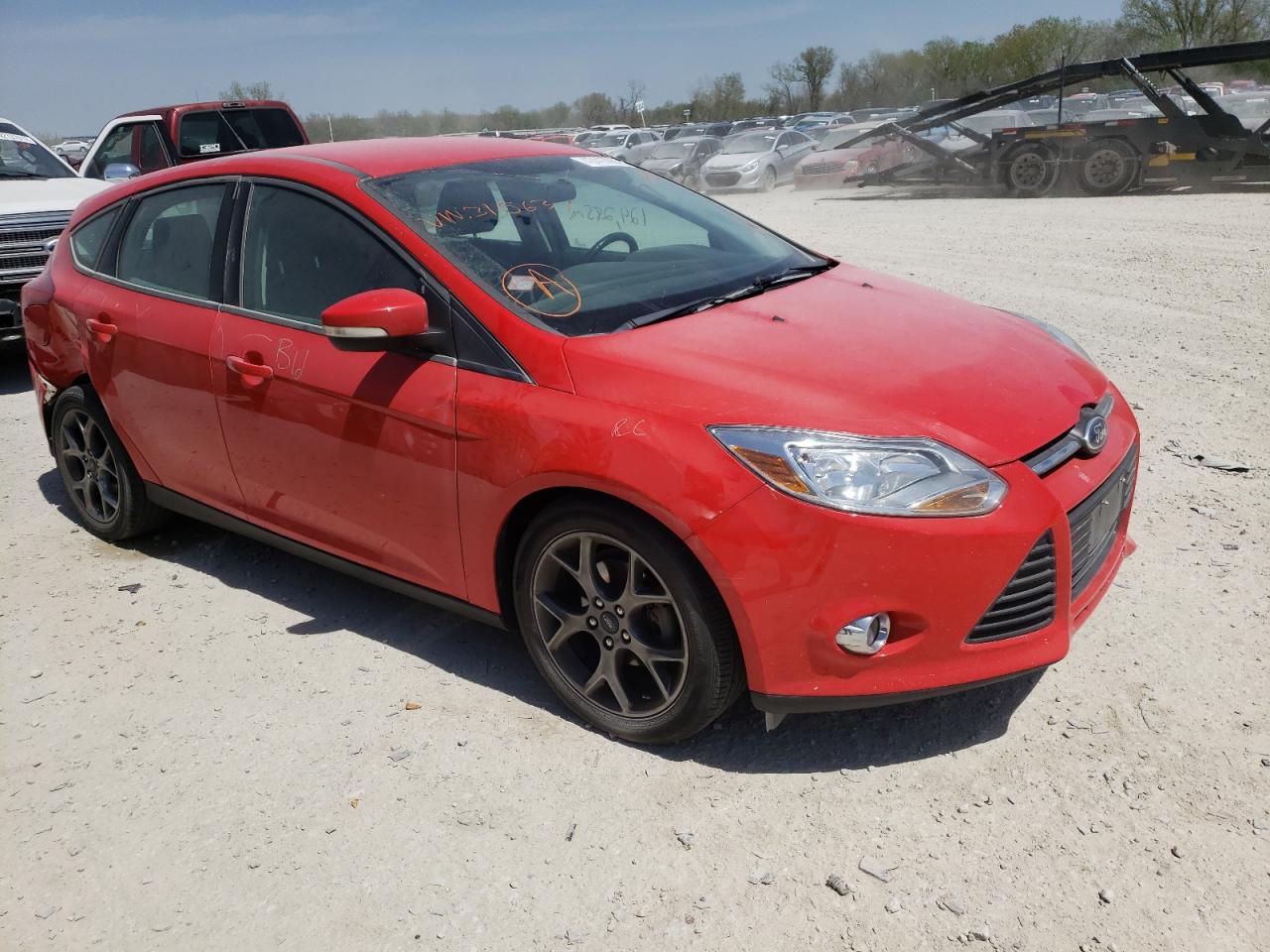 FORD FOCUS SE 2013 z numerem VIN 1FADP3K2XDL315637 - Zdjęcie z aukcji