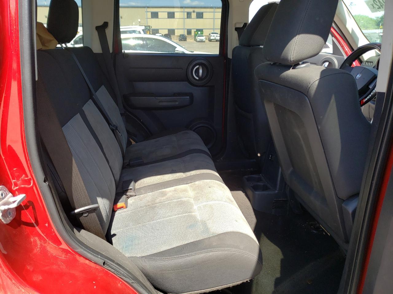 Photo 6 from auction – 2007 DODGE NITRO SXT with VIN 1D8GT28KX7W558437