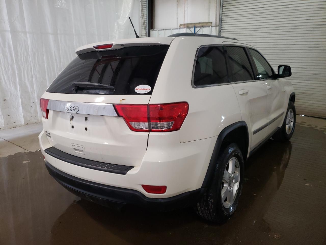 Photo 4 from auction – 2011 JEEP GRAND CHER with VIN 1J4RR4GG0BC677892