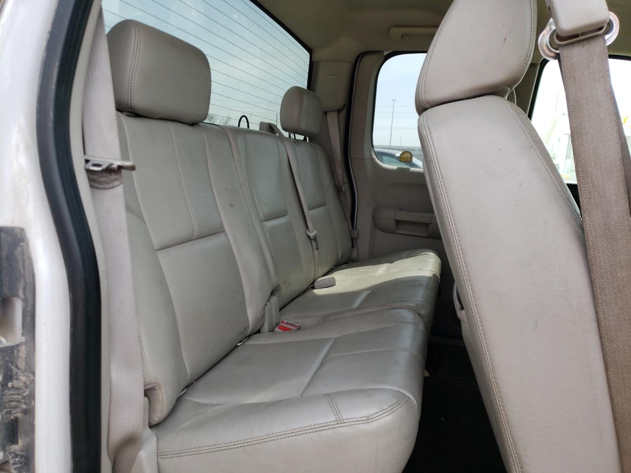 Photo 6 from auction – 2008 CHEVROLET SILVERADO with VIN 2GCEK190381319093