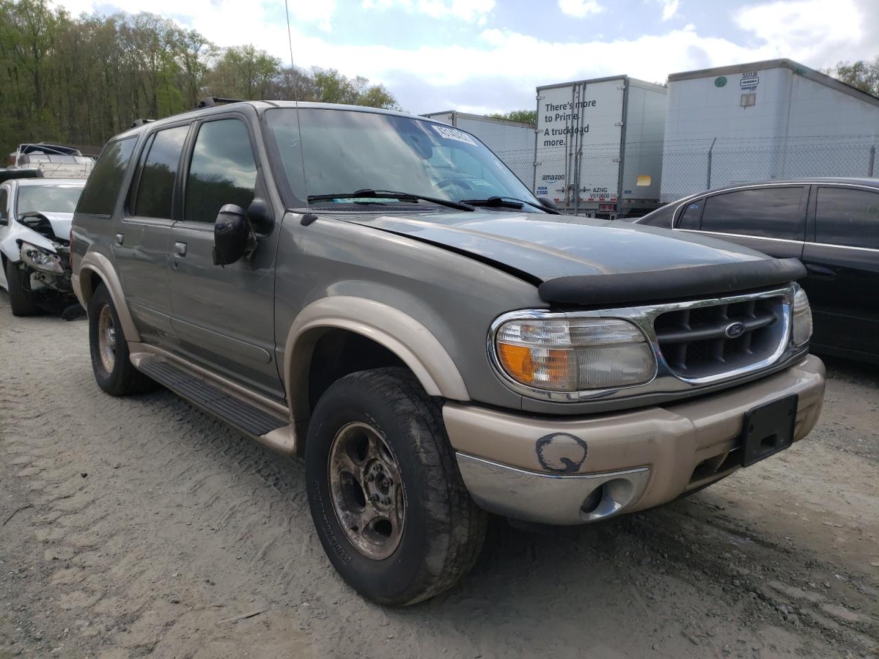 FORD EXPLORER E 2000 with VIN 1FMZU74E3YZB58717 - Photo from auction