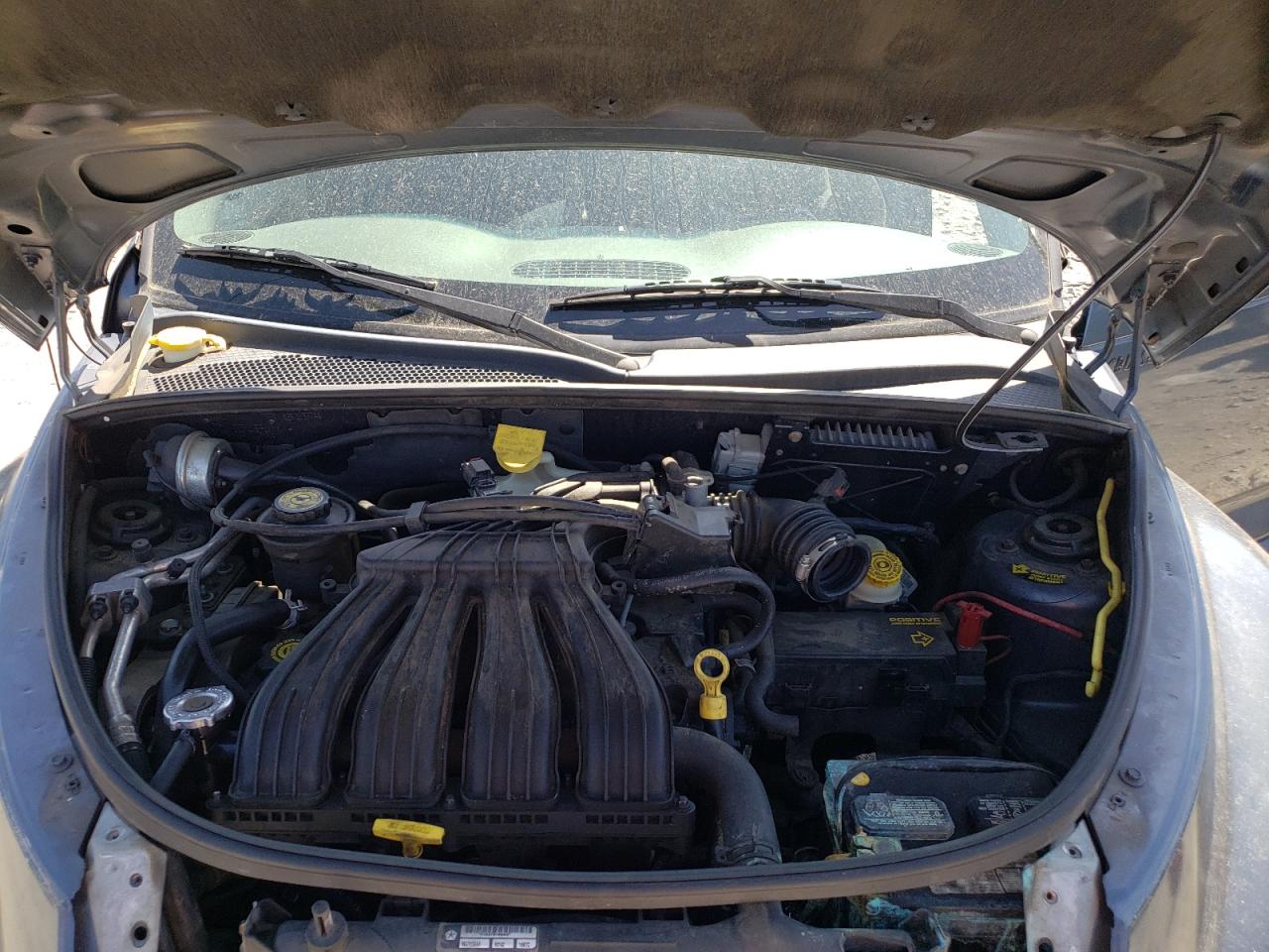 Photo 7 from auction – 2002 CHRYSLER PT CRUISER with VIN 3C4FY48B52T383374