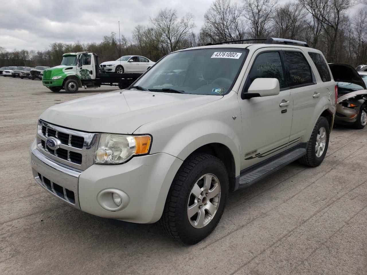 Photo 2 from auction – 2008 FORD ESCAPE LIM with VIN 1FMCU94158KA38425