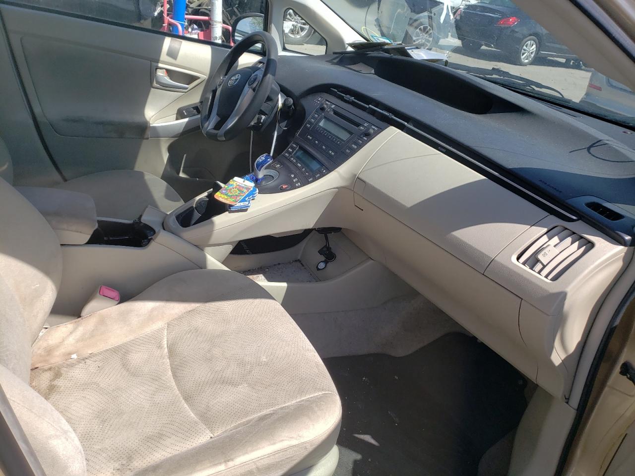 Photo 5 from auction – 2010 TOYOTA PRIUS with VIN JTDKN3DU8A1154699