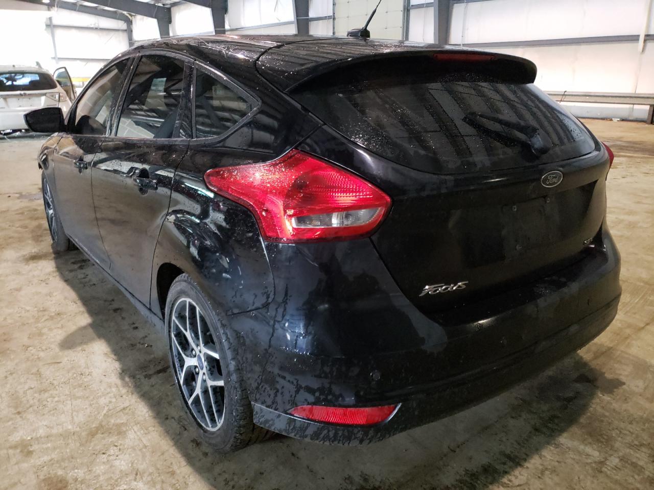 Foto 3 de la subasta – 2017 FORD FOCUS SEL con VIN 1FADP3M25HL333613