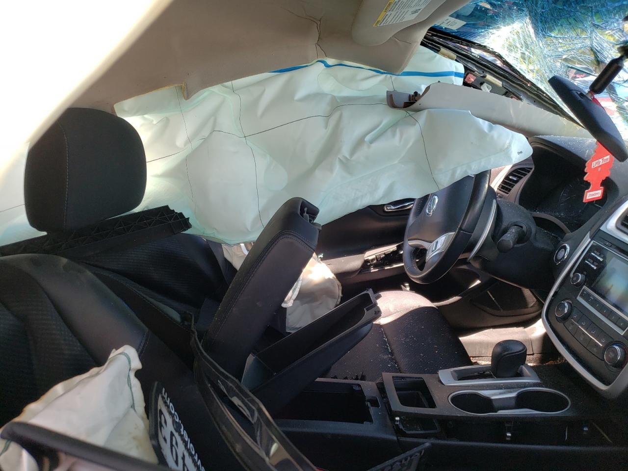 Photo 5 from auction – 2016 NISSAN ALTIMA 2.5 with VIN 1N4AL3AP8GC206108