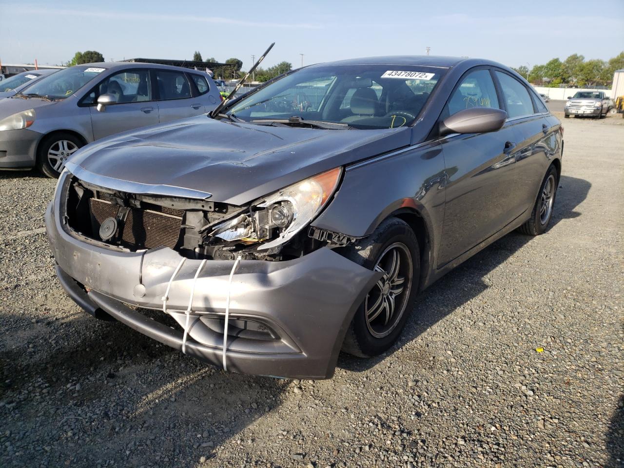Photo 2 from auction – 2011 HYUNDAI SONATA GLS with VIN 5NPEB4AC7BH083304