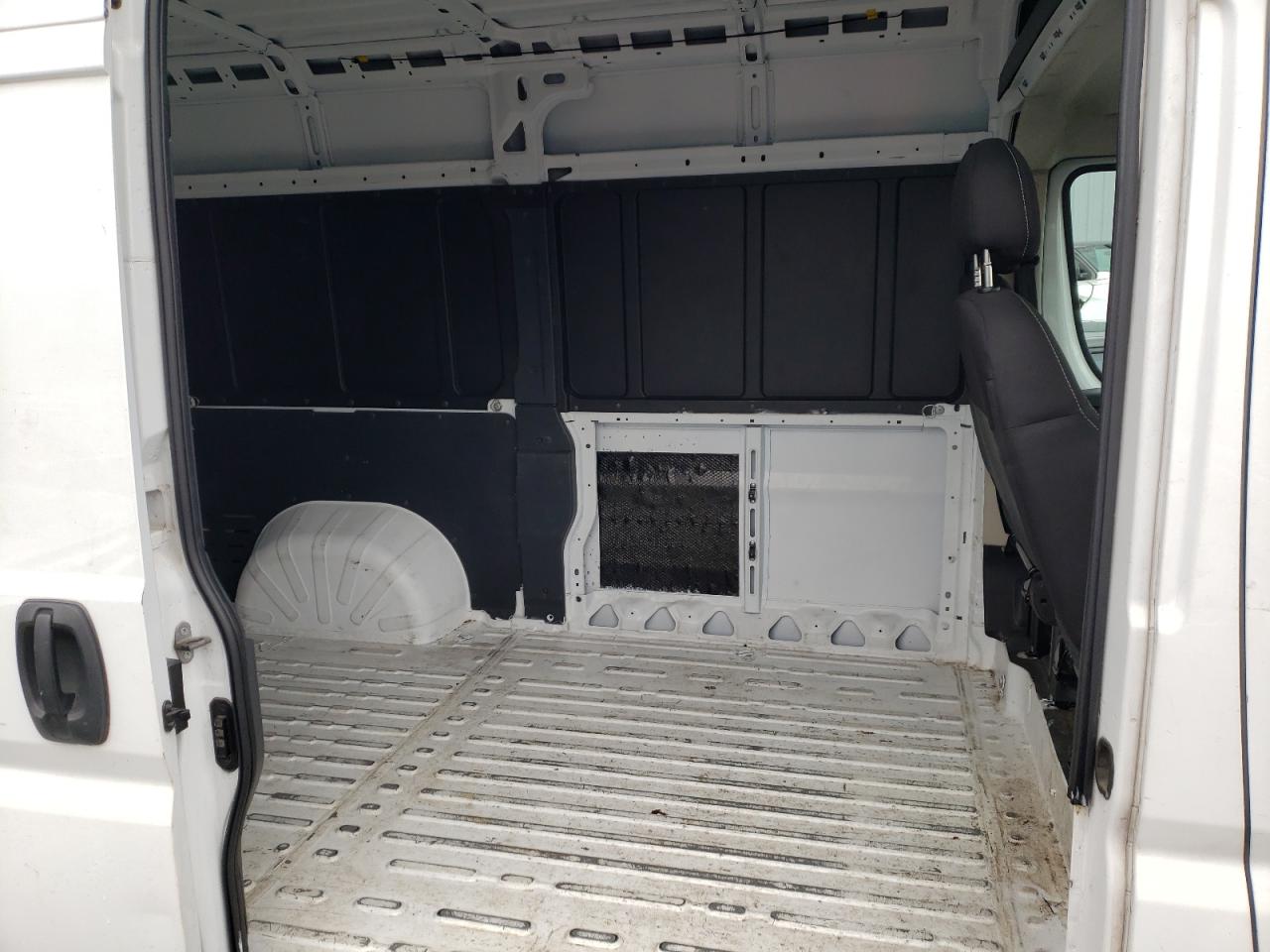 Photo 6 from auction – 2019 RAM PROMASTER with VIN 3C6TRVCG0KE522833